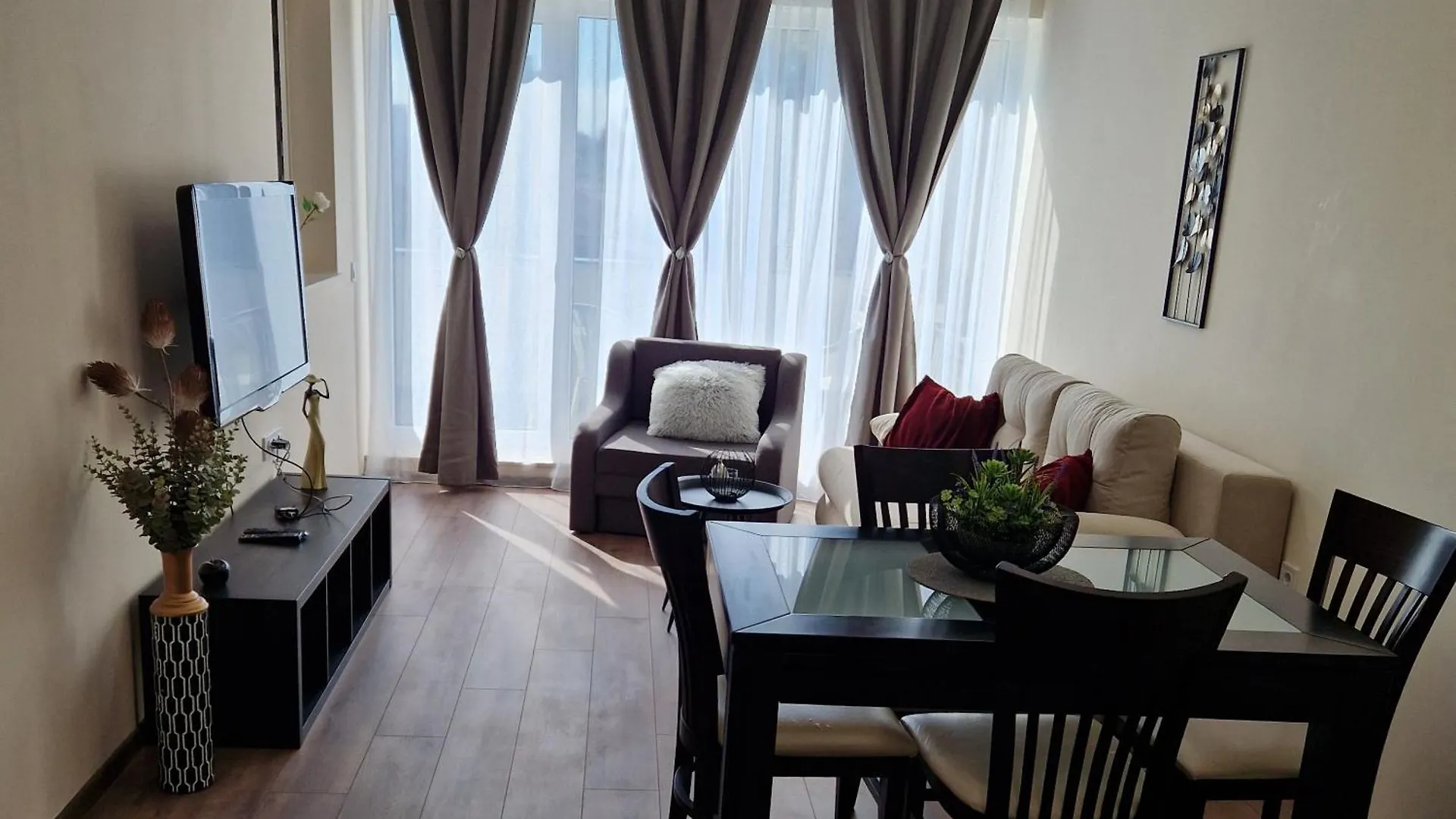 Papaya Apartments Warna 0*,